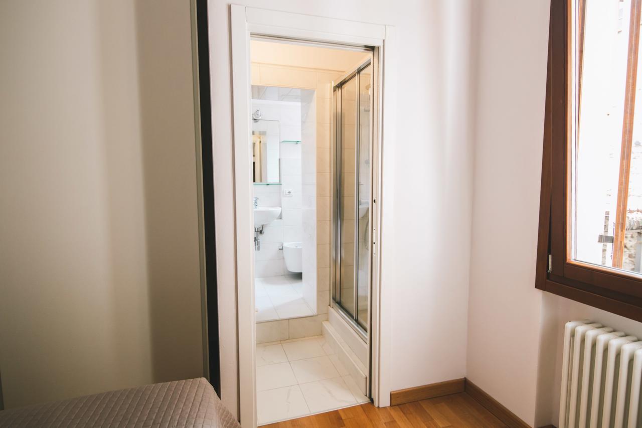Hotel Residenza al Castello Verona Esterno foto